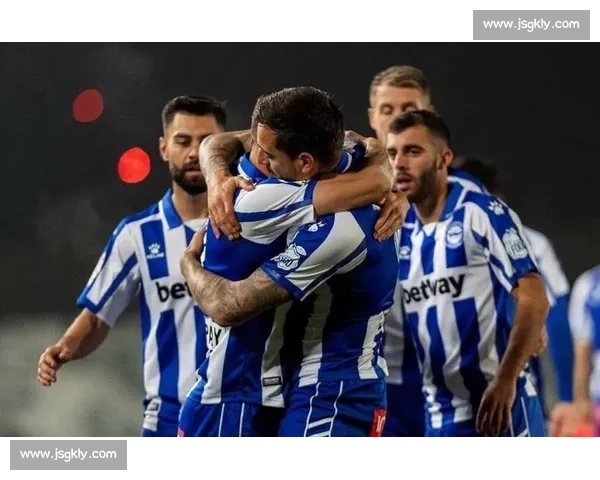 西班牙人主场迎战阿拉维斯联赛关键对决前瞻双方争夺保级形势走势分析